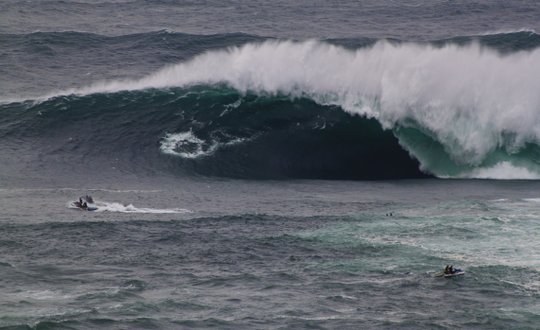 Irene Aneiros gaña o premio da mellor foto de surf XXL de Galicia